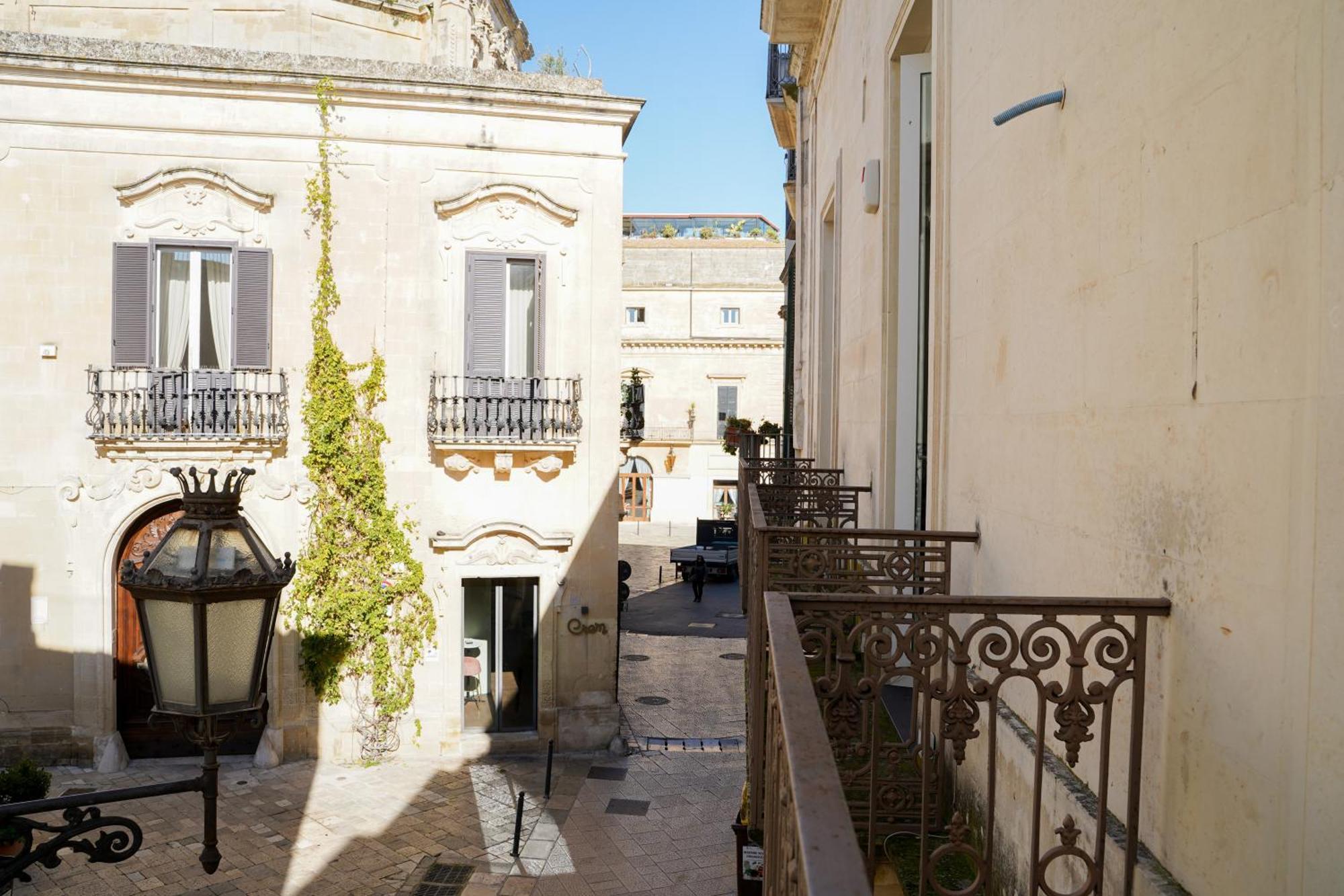 Suite Home D'Aragona Лечче Экстерьер фото
