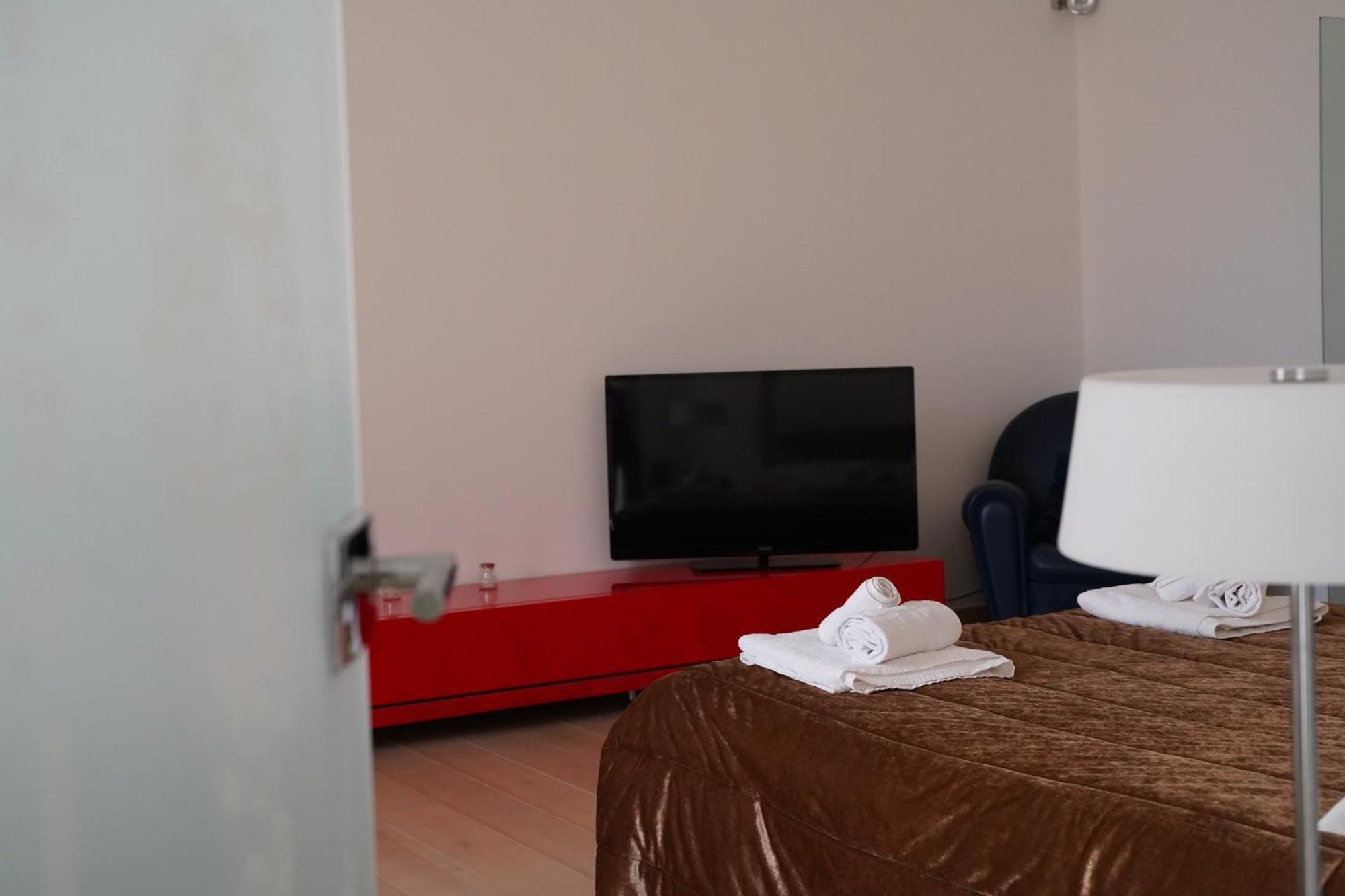 Suite Home D'Aragona Лечче Экстерьер фото