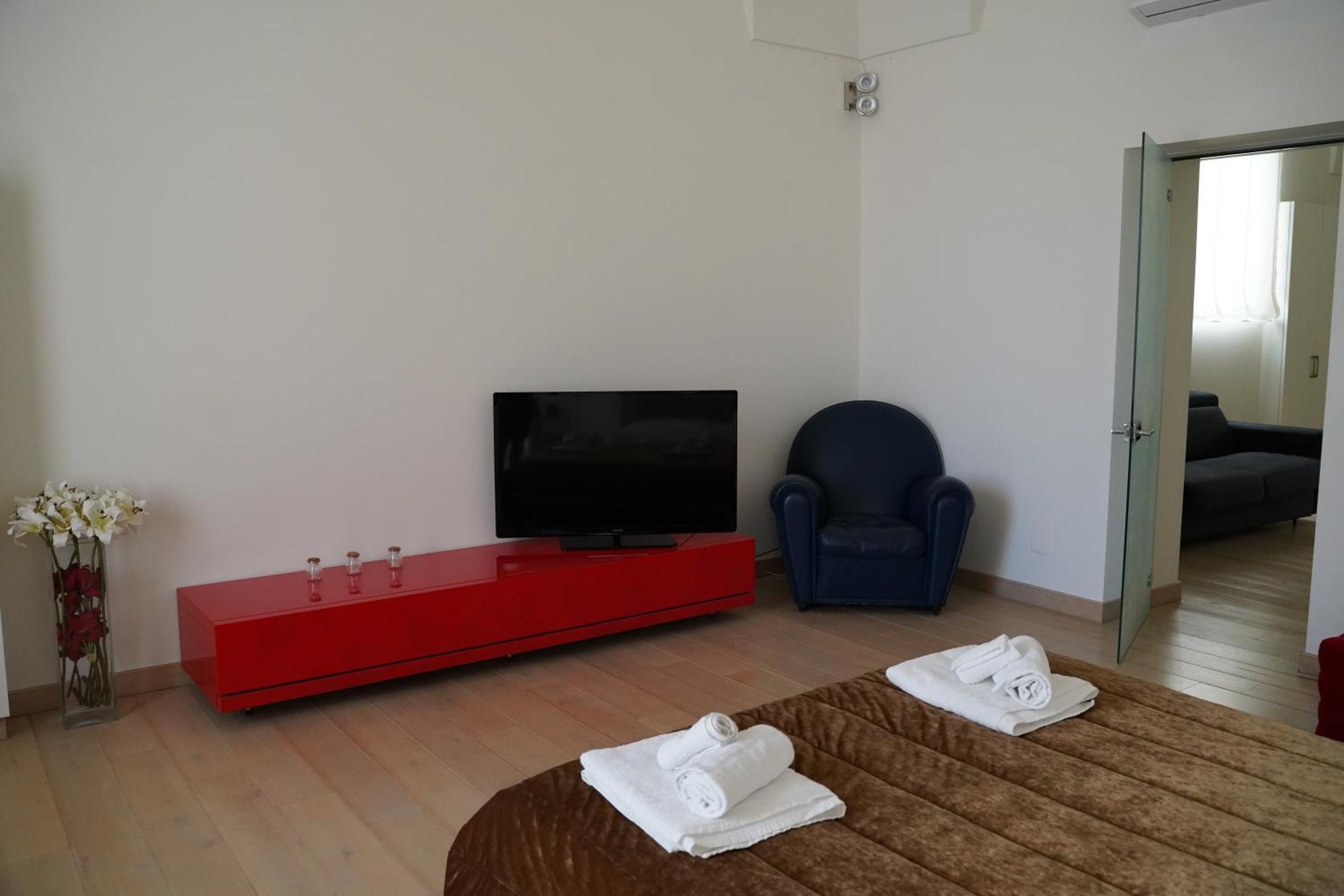 Suite Home D'Aragona Лечче Экстерьер фото