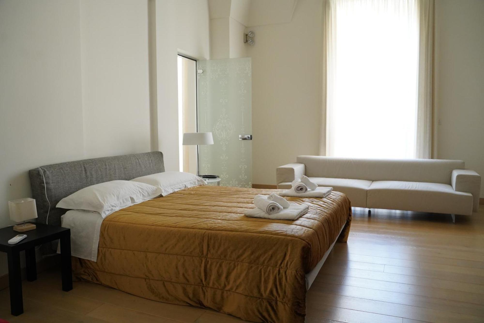 Suite Home D'Aragona Лечче Экстерьер фото