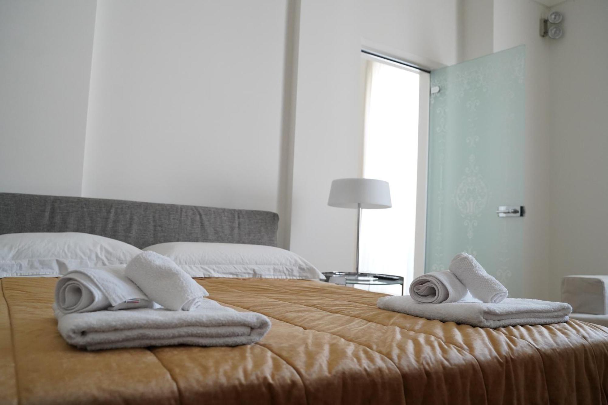 Suite Home D'Aragona Лечче Экстерьер фото