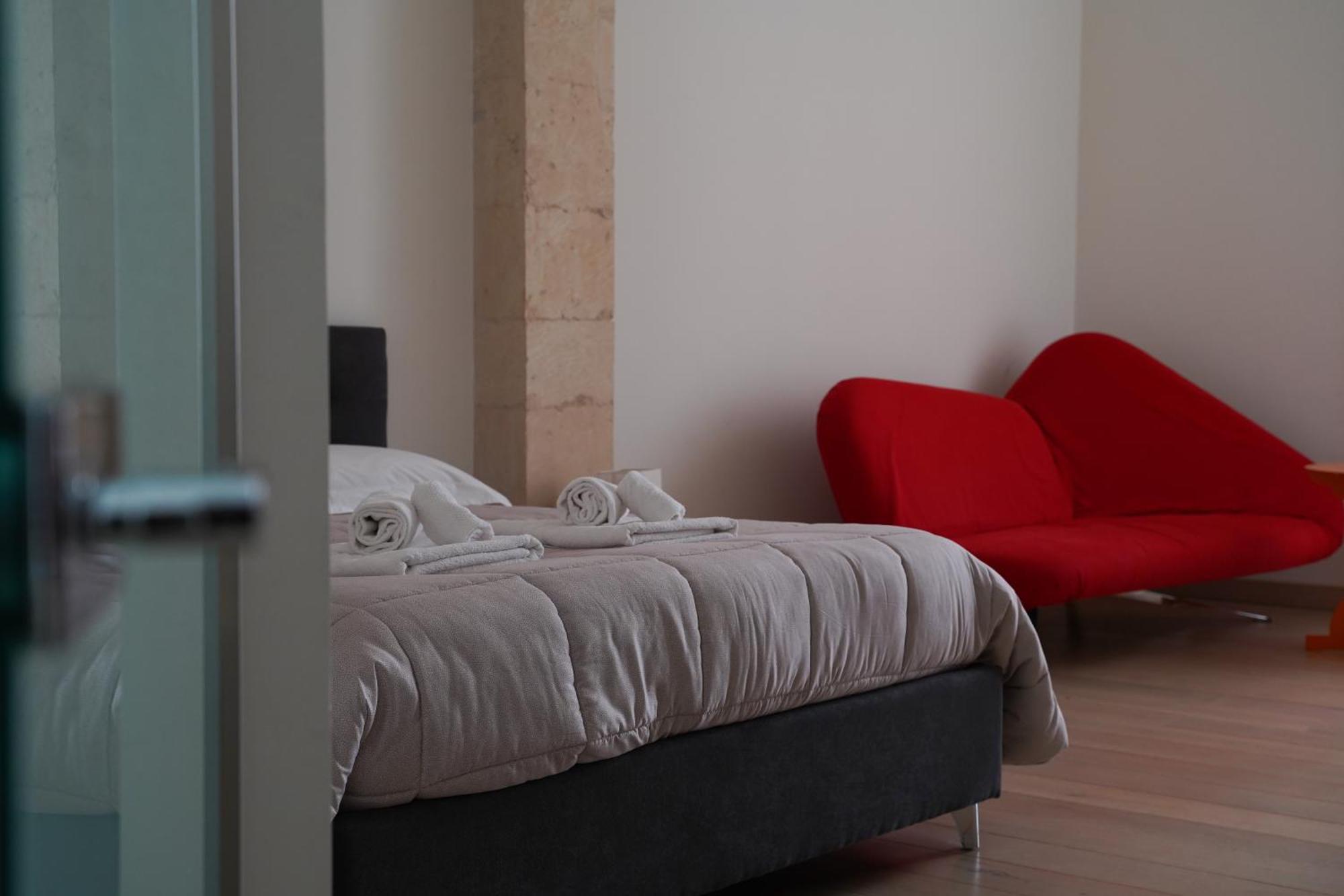 Suite Home D'Aragona Лечче Экстерьер фото