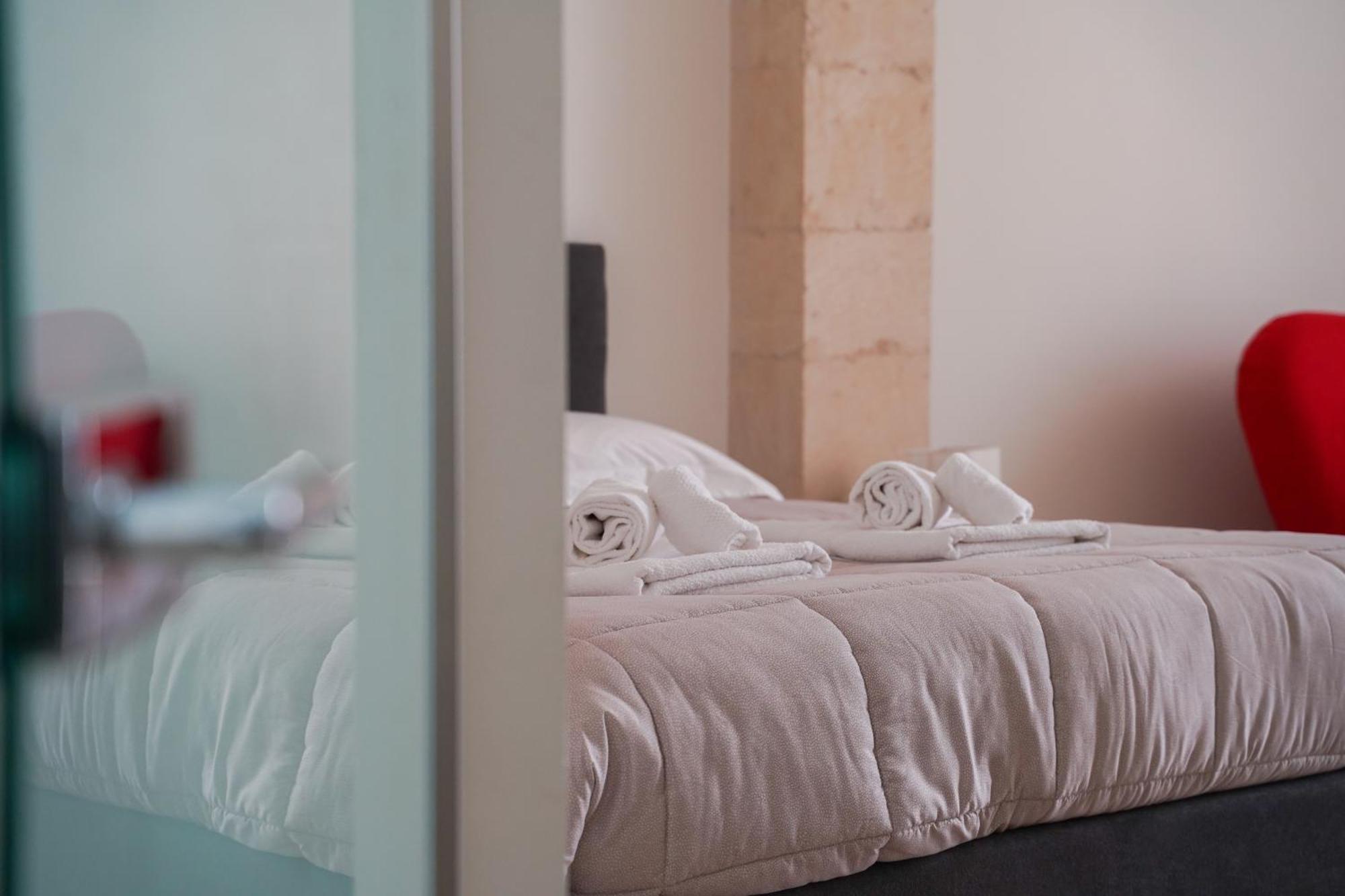 Suite Home D'Aragona Лечче Экстерьер фото