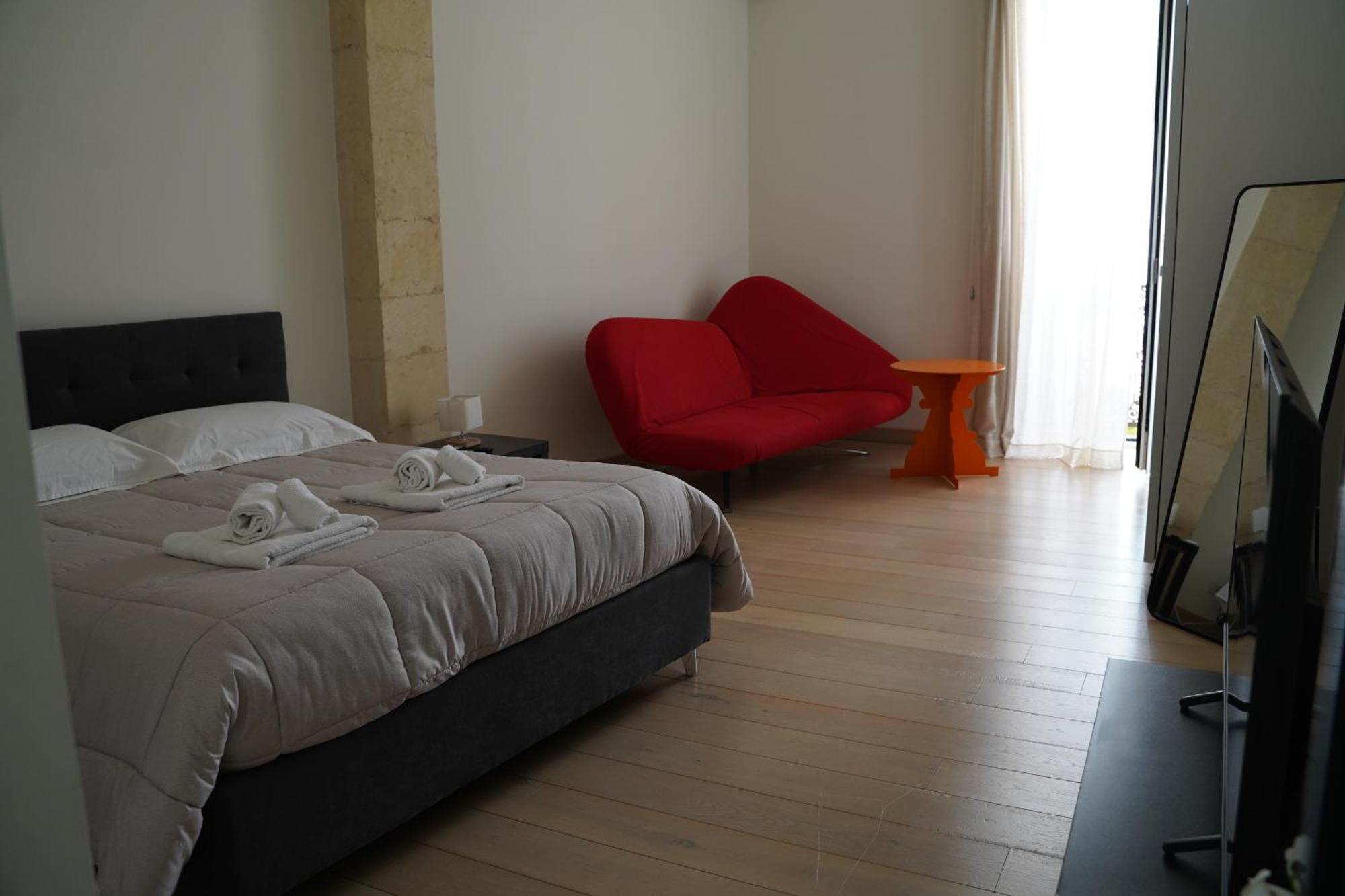 Suite Home D'Aragona Лечче Экстерьер фото